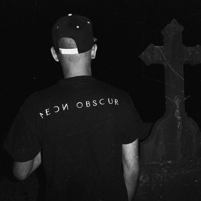 01_a_neon_obscur_cult